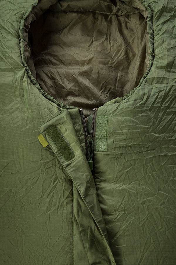 Recon 4 Sleeping Bag military style in olive green with insulated mummy design and compression sack