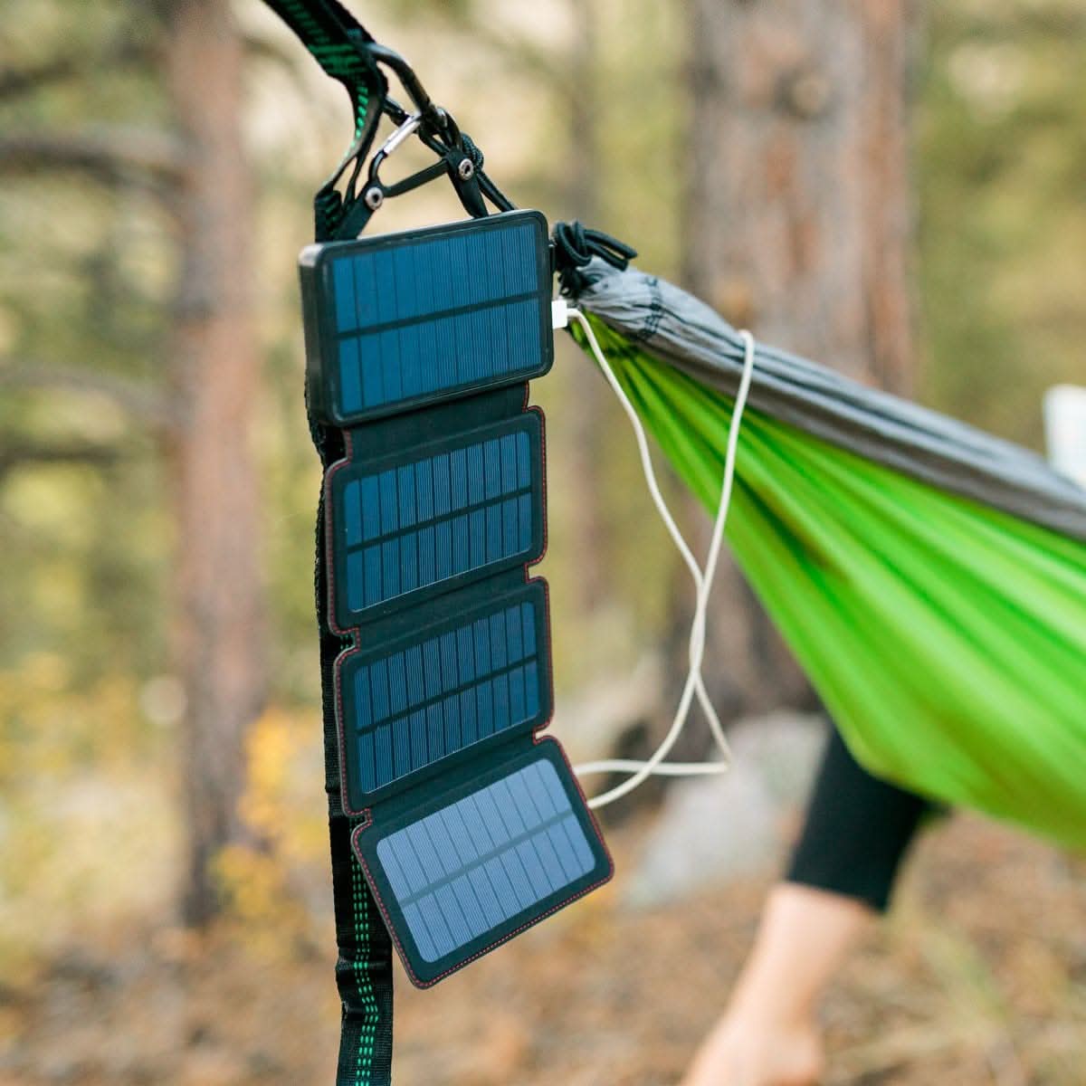 Survival Frog ENERGY & POWER QuadraPro Solar Power Bank QuadraPro Solar Power Bank | Portable Solar Charger with 8,000mAh Capacity