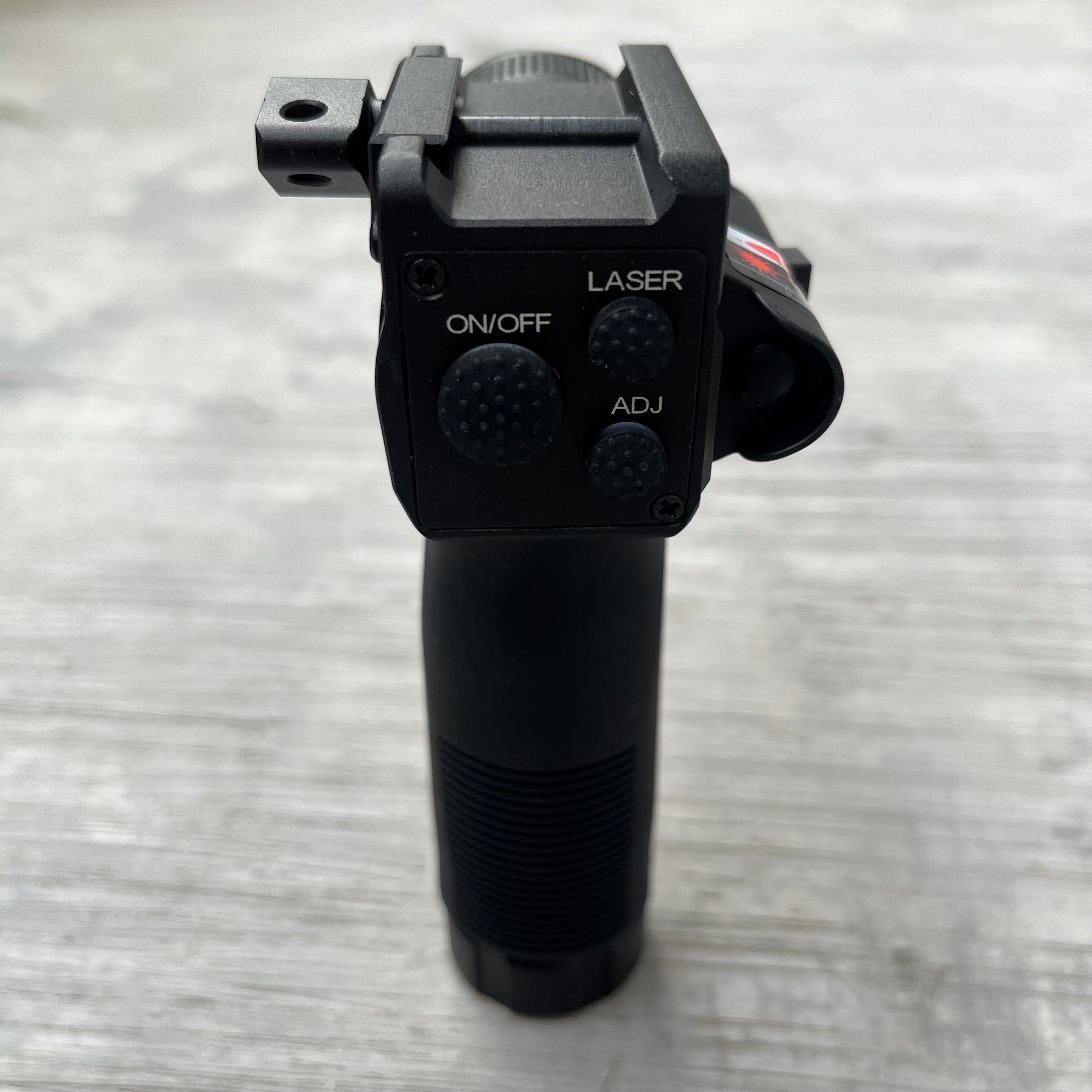 Vertical Foregrip 3 in 1 Flashlight (2000 Lumen)