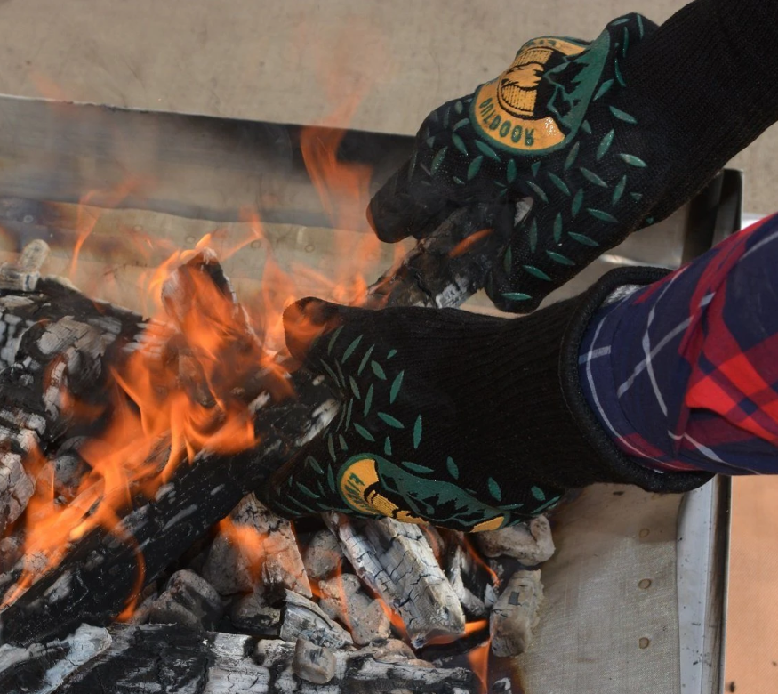 Professional grade thermal protection gloves for heat-resistant BBQ and campfire safety