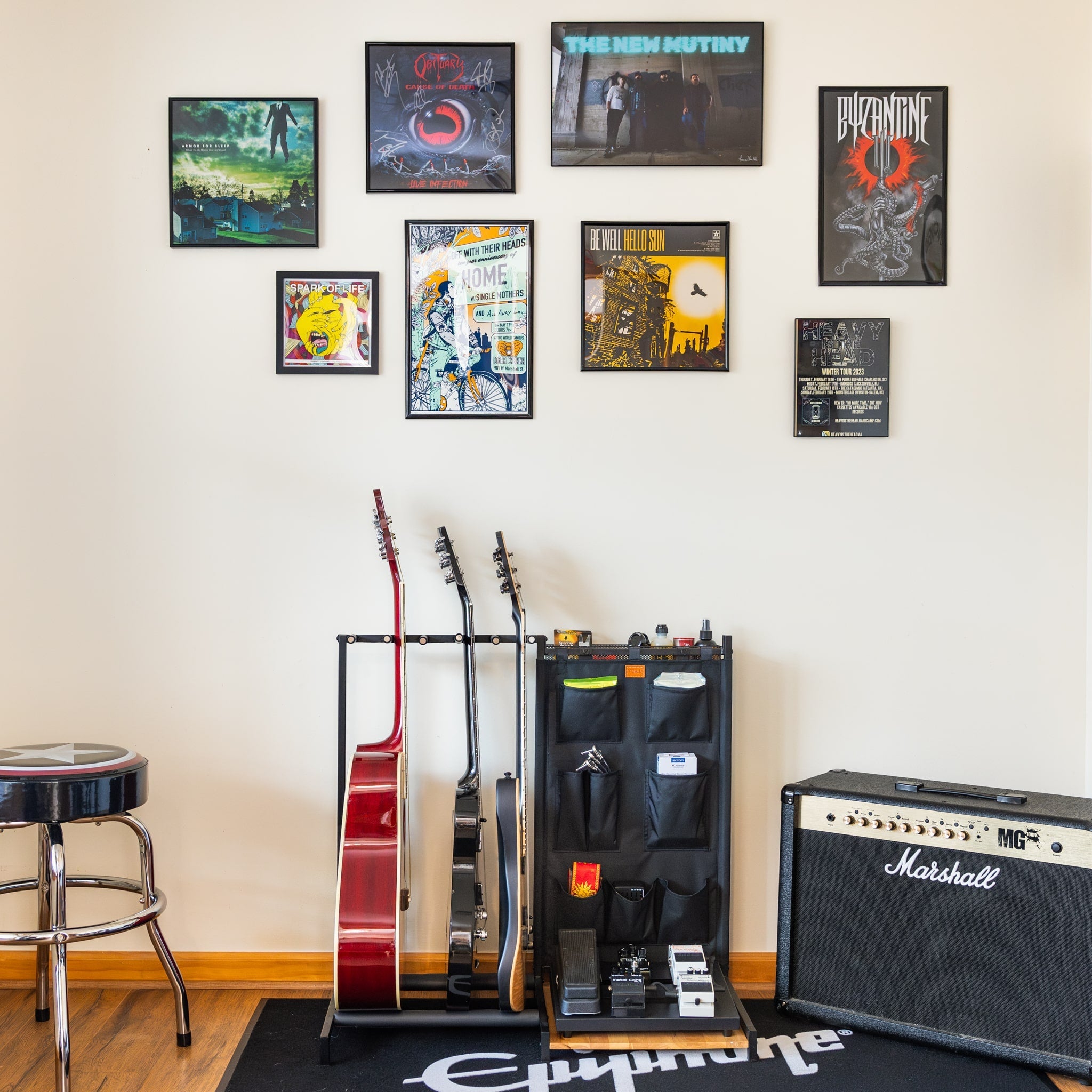 The Opener 5-Slot Guitar Rack | Black