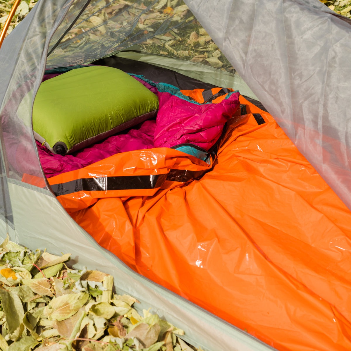 Compact Tact Bivvy® 2.0 ultralight emergency sleeping bag with HeatEcho™ thermal insulation and waterproof ripstop nylon design