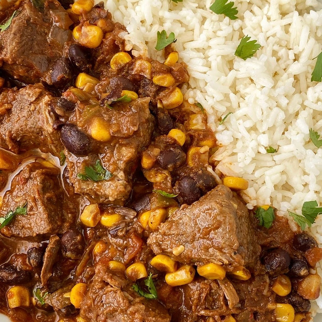 Yoder’s Canned Beef Chunks | 28 oz can | Real USA Beef | Fully Cooked | Shelf Stable Survival Food | 10+ Year Shelf Life | Ready to Eat | Ideal for Prepping, Storage & Camping