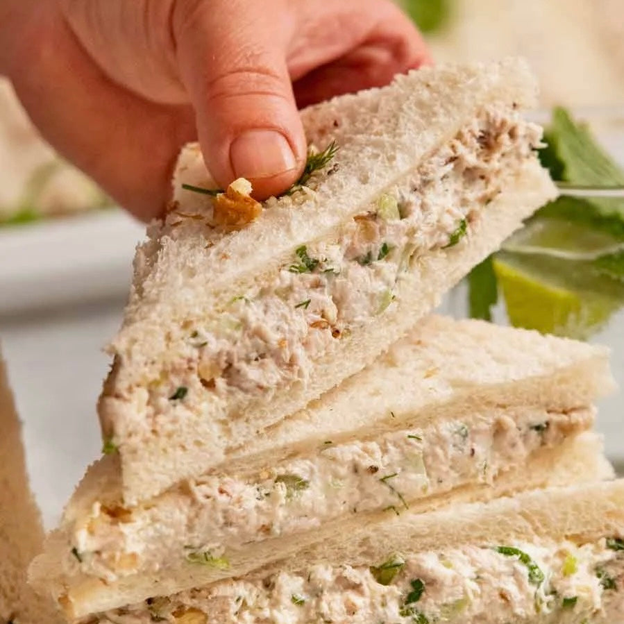 Yoder’s Canned Chicken Chunks | 28 oz can | Real USA Chicken | Fully Cooked | Shelf Stable Survival Food | 10+ Year Shelf Life | Ready to Eat | Ideal for Prepping, Storage & Camping