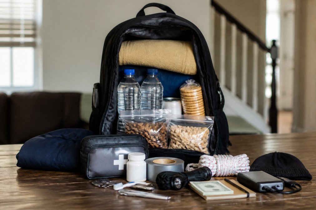 72-Hour Emergency Bag: Essential Items Checklist