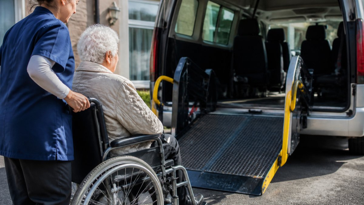 Emergency Transport Options for Seniors With Mobility Issues