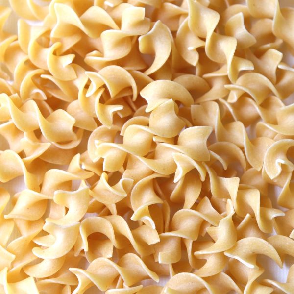 Curly Egg Noodles-medium 20 oz #10 can