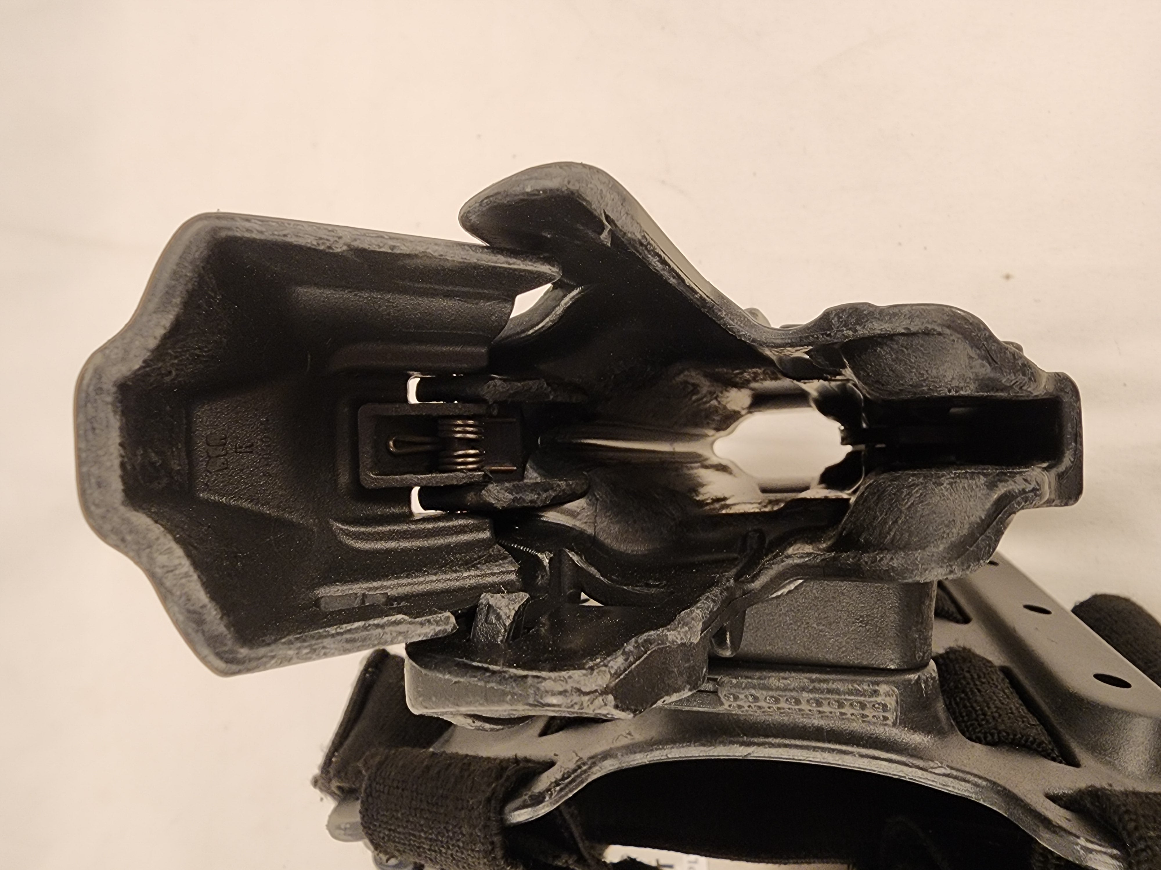 BlackHawk - 430604BK-R - Pistol Holster