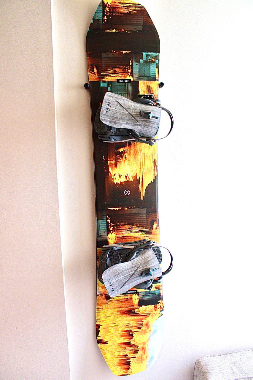 The Cinch Snowboard Display | Floating Rack | 2 Boards