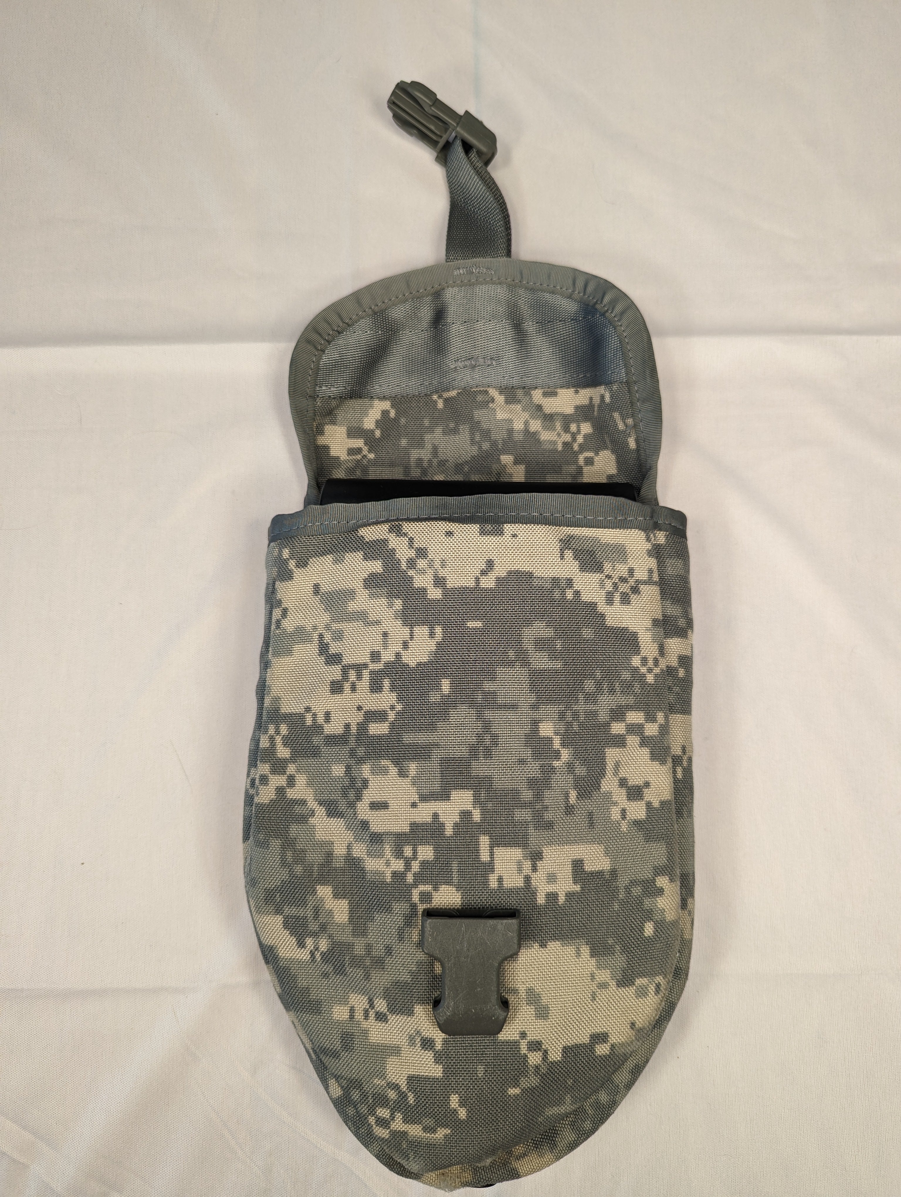 Entrenching Tool