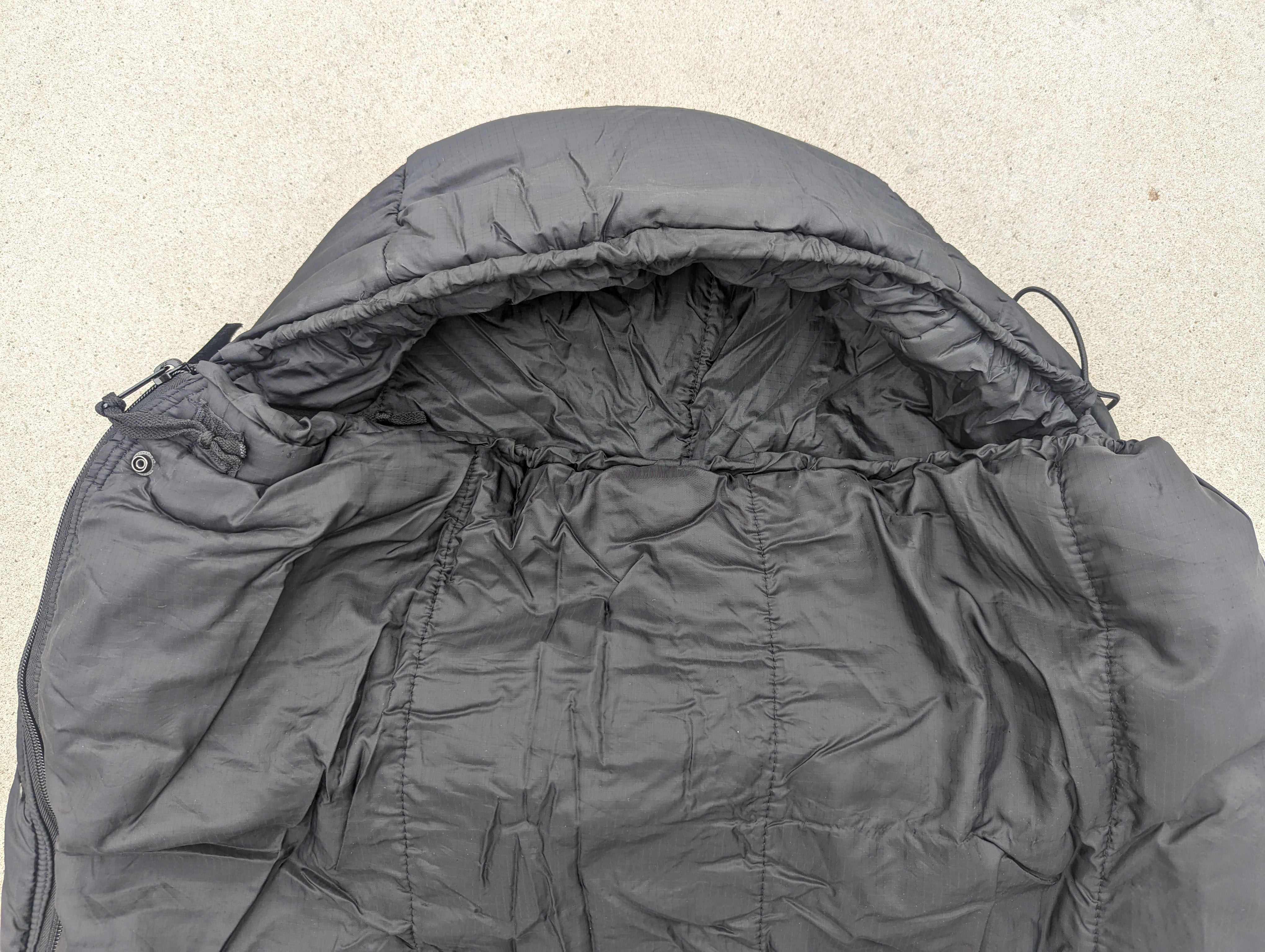 Intermediate Cold Weather Sleeping Bag - Black