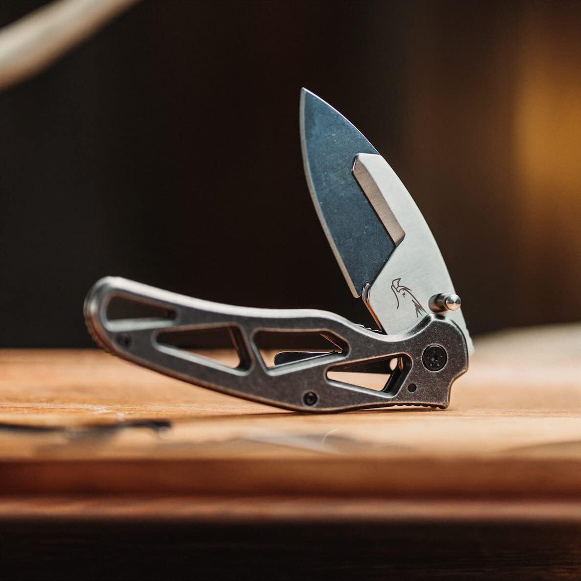 RAZORBACK Signature Folding Knife, 9 Interchangeable Blades