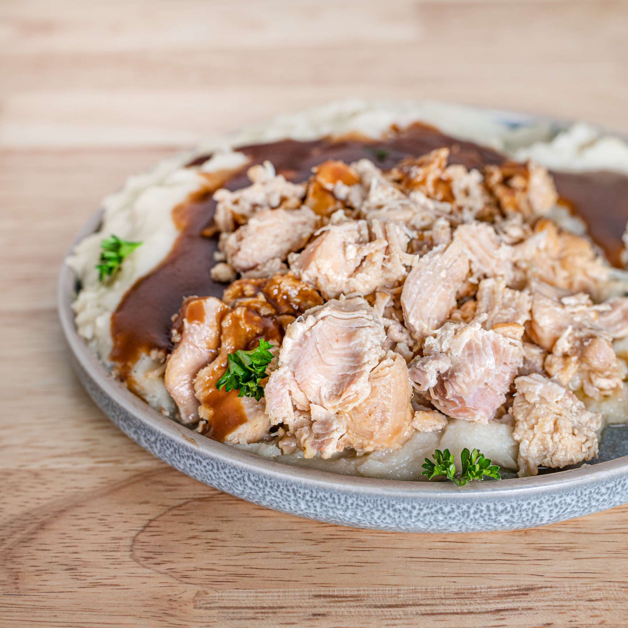 Survival Cave Mixed 12 cans of ready-to-eat chicken, turkey, pork, and ground beef canned meat